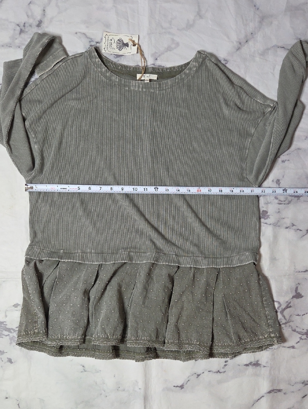 Easel Ribbed Ruffle Bottom Tunic Top - Picture 4 of 6